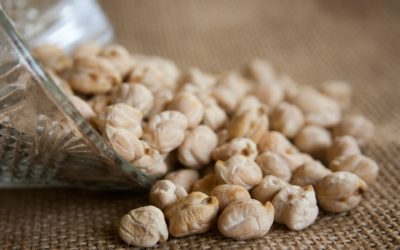 Snacks saludables: 4+1 recetas de hummus